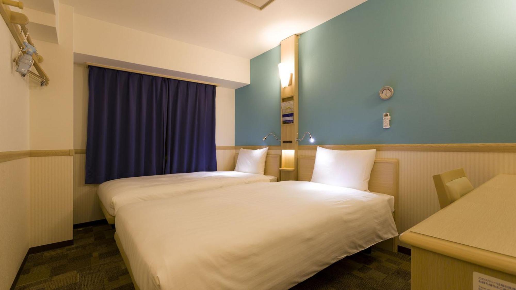 Toyoko Inn Shizuoka Eki Kita Guchi Habitación foto